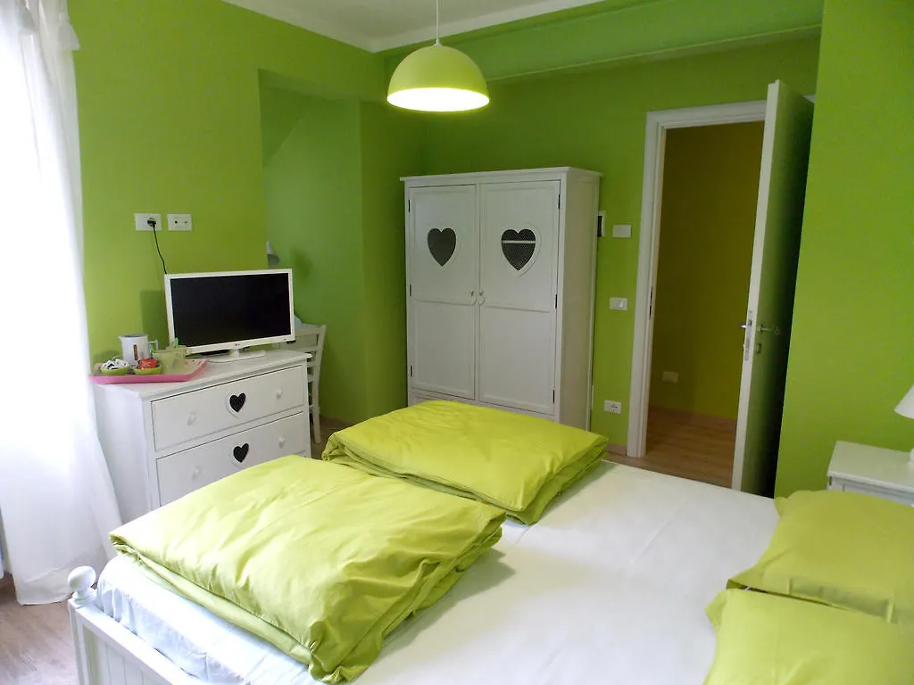 Apartment Appartamenti Il Vecchio Mulino Saló Italien